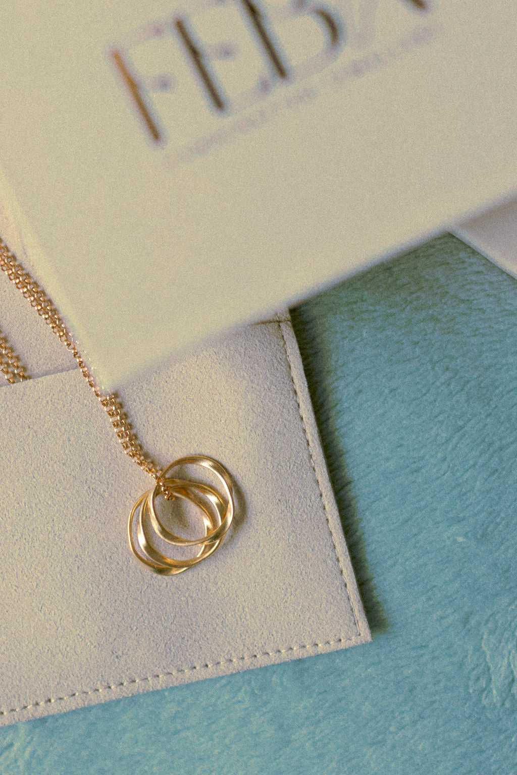 Twist Necklace