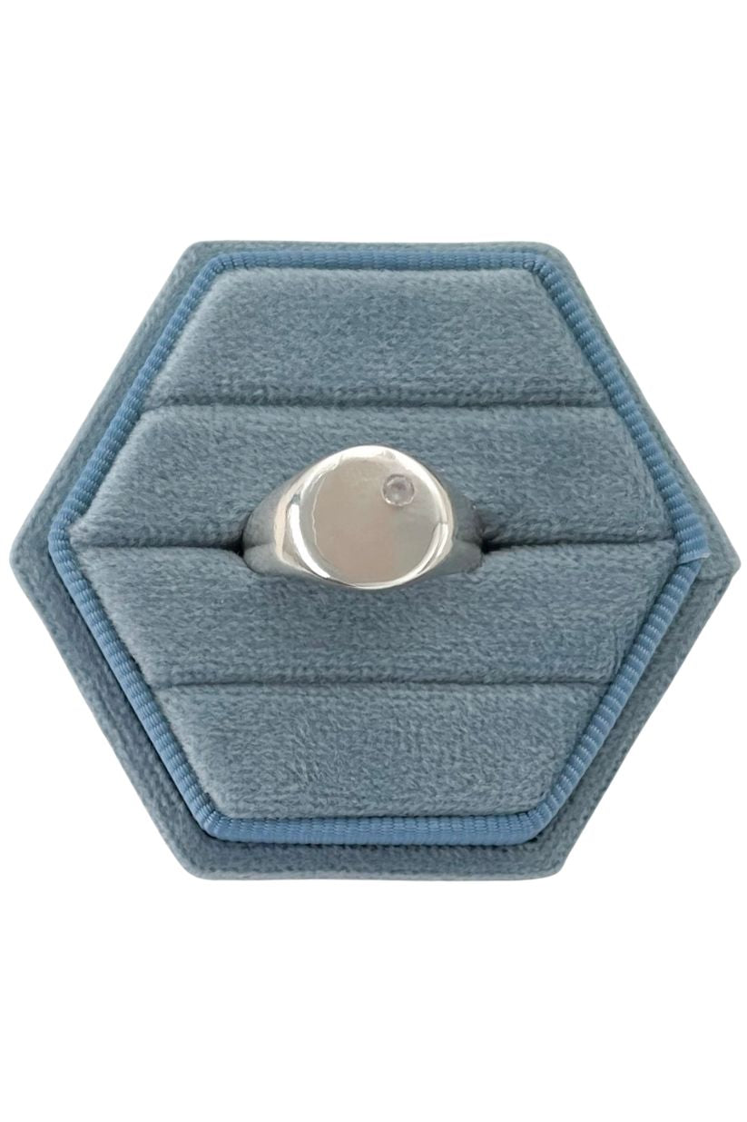 Solo Signet Ring