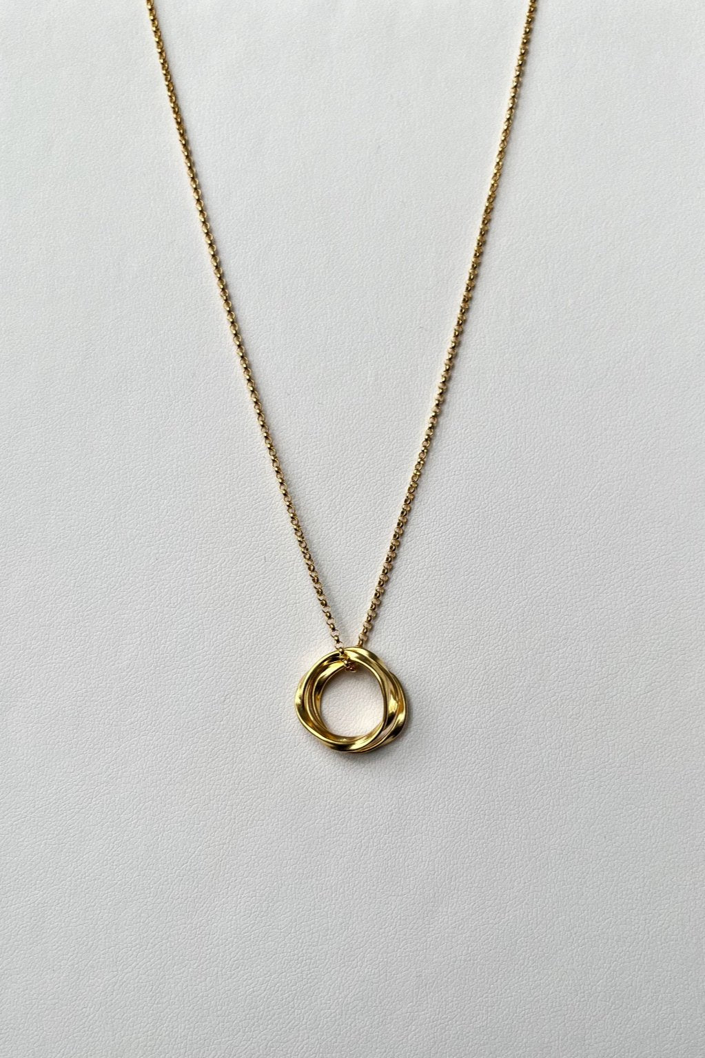 Twist Necklace